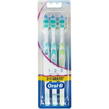 ORAL-B CLASSIC CARE (ORAL-B) CLASSIC CARE MEDIUM TANDENBORSTELS PAK 3 STUKS