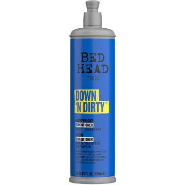 TIGI BED HEAD DOWN 'N DIRTY LIGHTWEIGHT CONDITIONER CREMESPOELING 600 ML