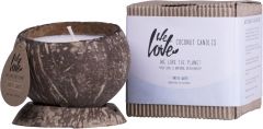 WE LOVE THE PLANET ARCTIC WHITE COCONUT CANDLE GEURKAARS 1 STUK